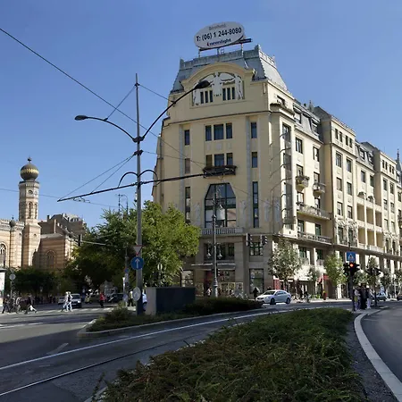 Hotel Budapest City Central 3*