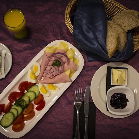 Budapest City Central 3*