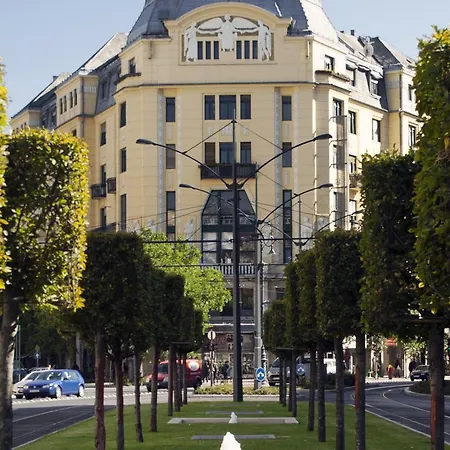 Hotel Budapest City Central 3*