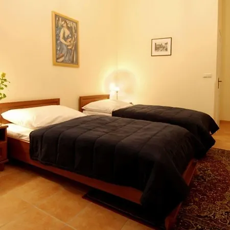 Budapest City Central Hotel